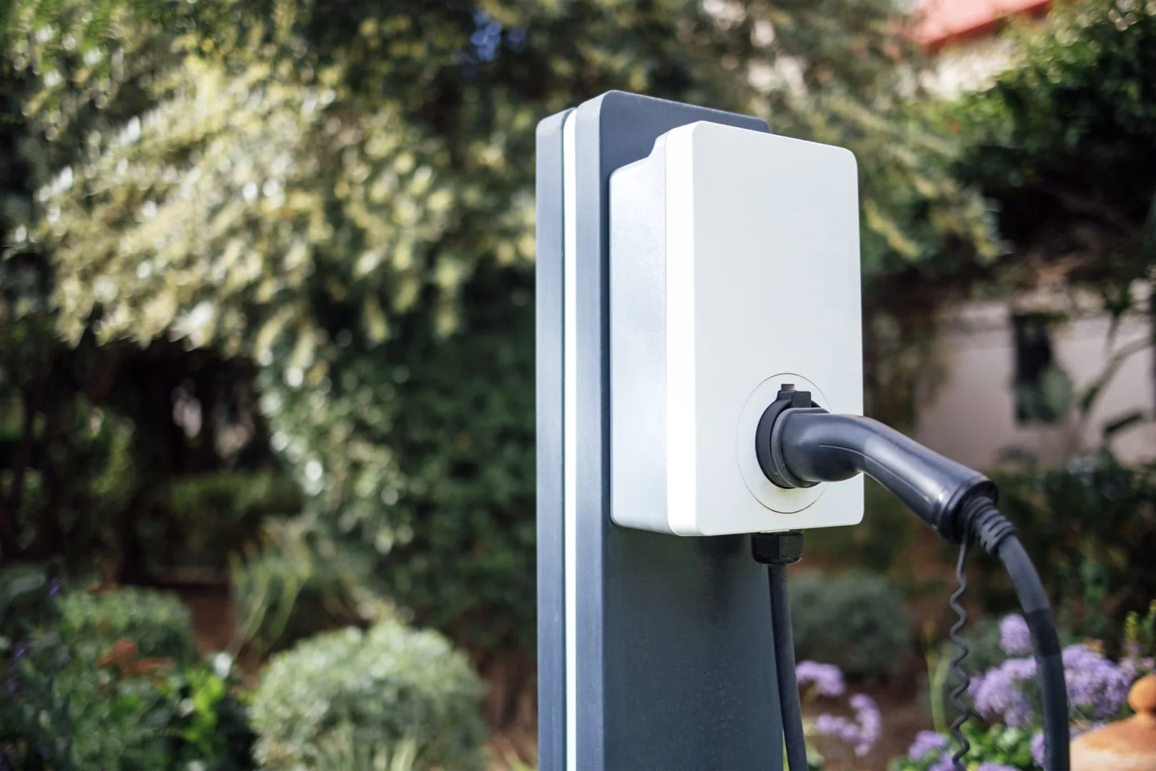 Best Dubai Communities for EV Owners in 2026: Charging Infrastructure Compared