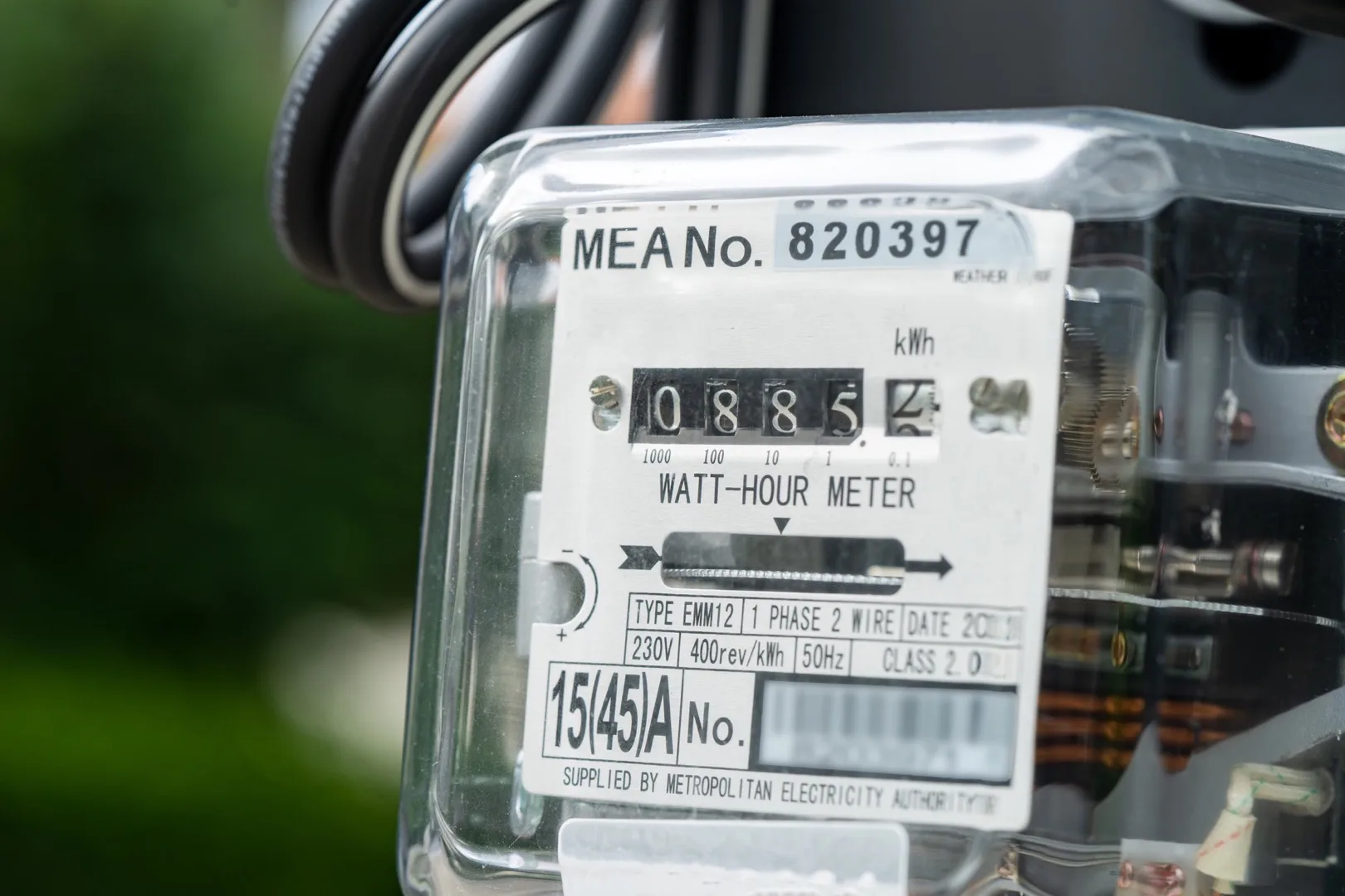 Electric power meter for measuring energy consumption in Dubai