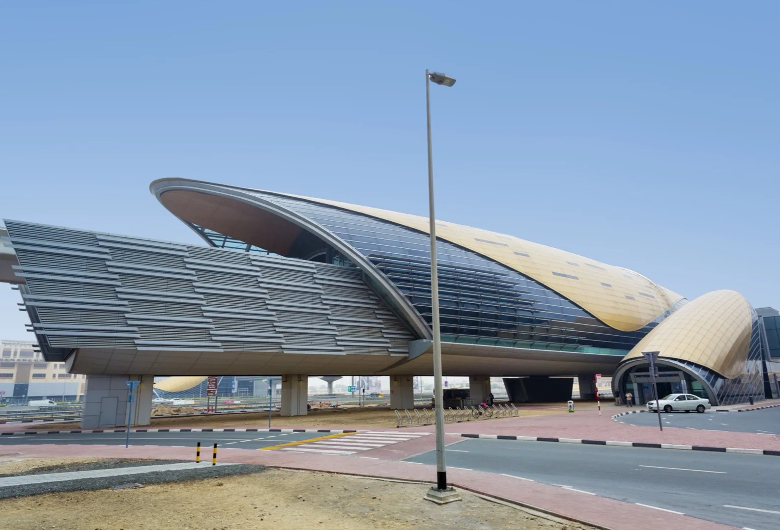 Dubai South Area Guide 2026: Al Maktoum Airport Residences, Prices, Investment