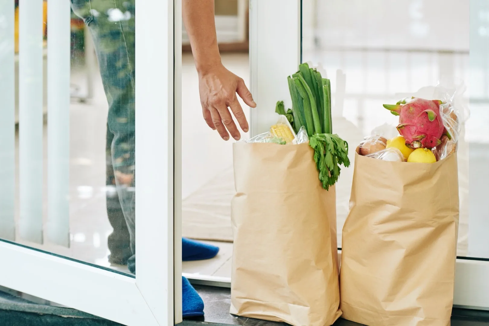 Grocery Delivery in Dubai 2026 — Comparing Every App, Prices, Speed & Quality