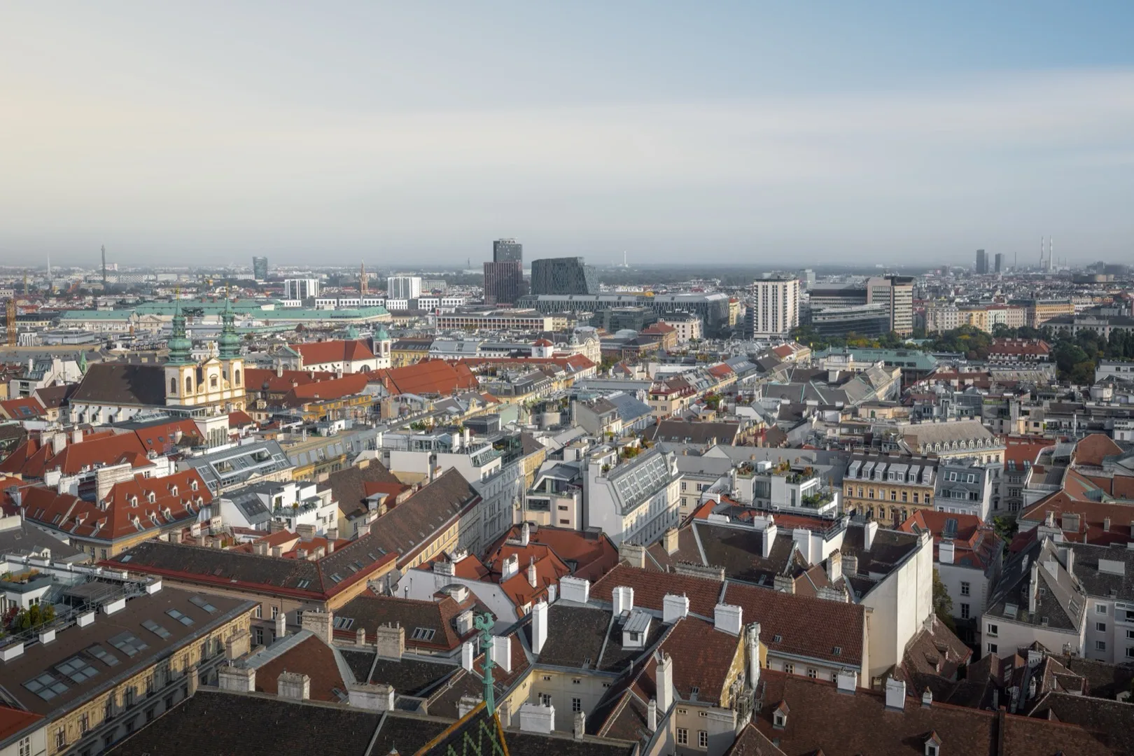 Moving to Dubai from Austria in 2026: Property, Visas, Banking & Tax