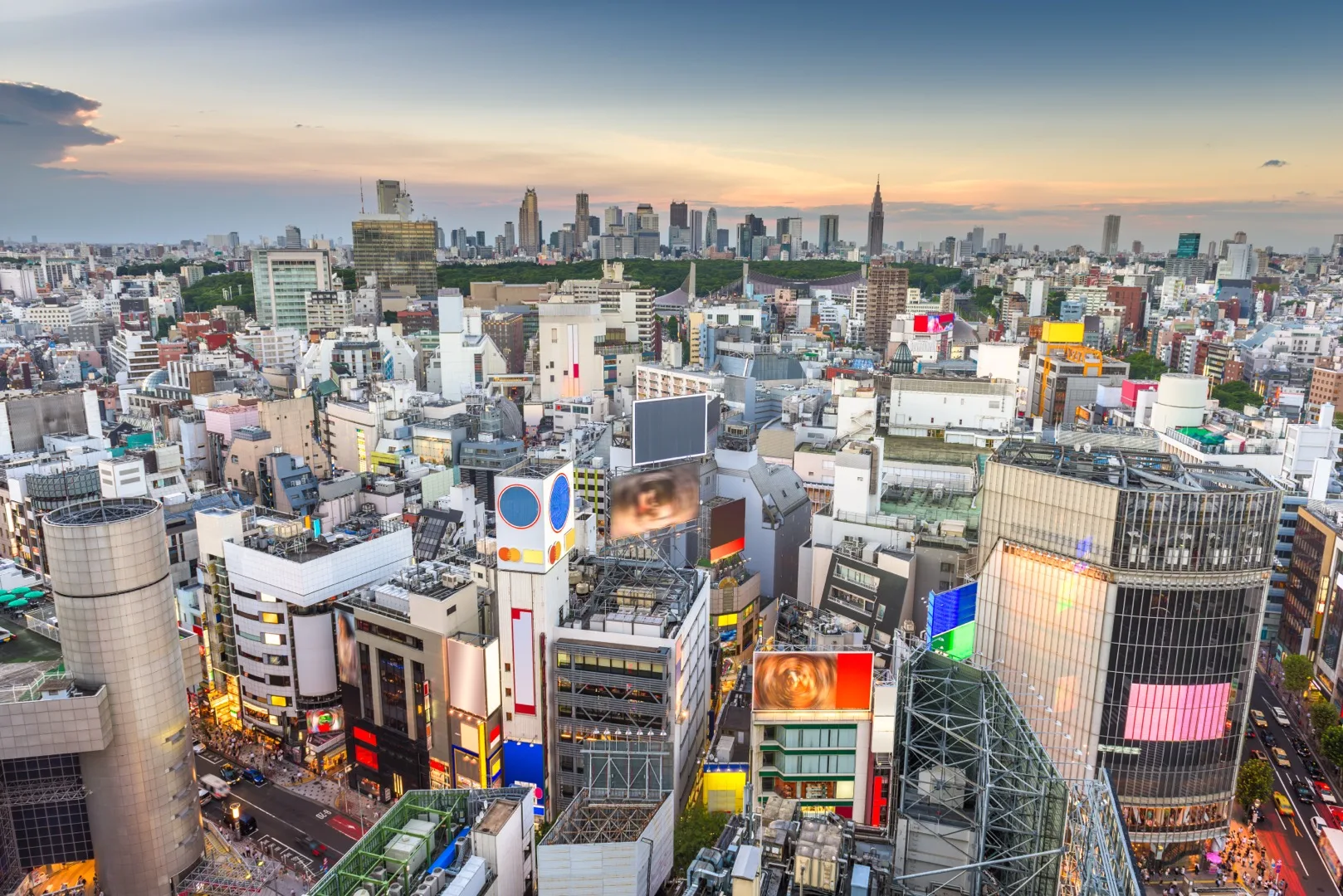 Moving to Dubai from Japan: Property, Visa, Banking & Relocation Guide 2026