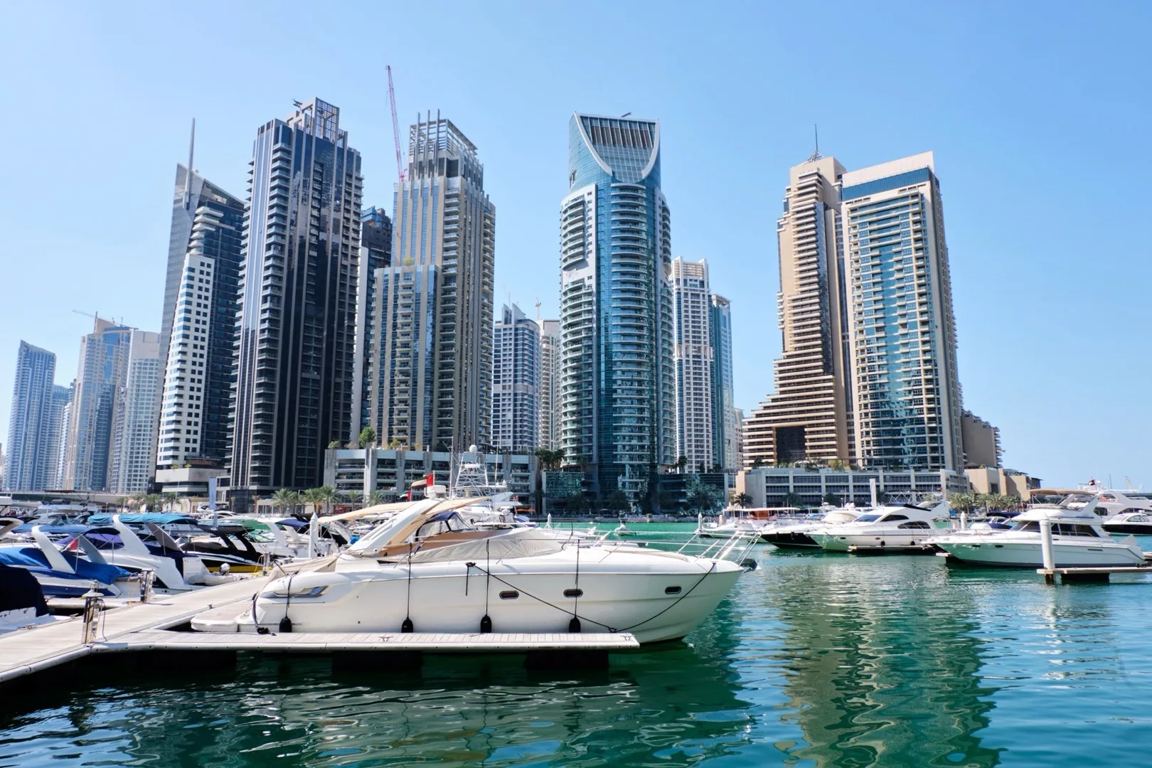 Moving to Dubai from Sri Lanka 2026: Visa, Property & Cost