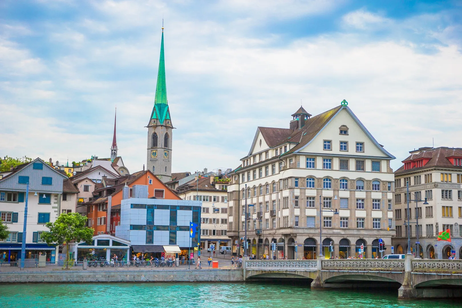 Moving to Dubai from Switzerland: Property, Visa, Banking & Tax Guide 2026