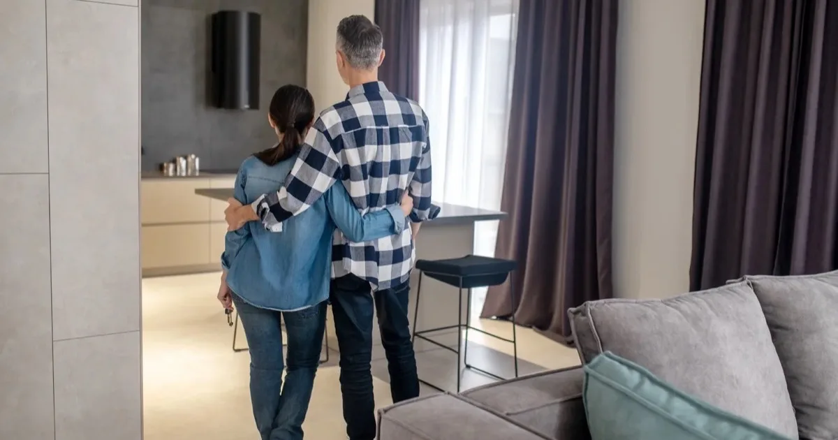 Rent Renewal in Dubai 2026: When to Renew, When to Move & How to Get the Best Deal